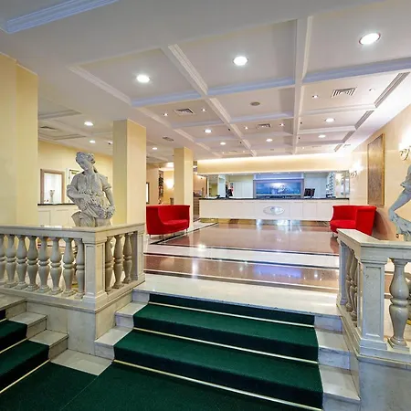 Hotel Ambassador Palace 4*