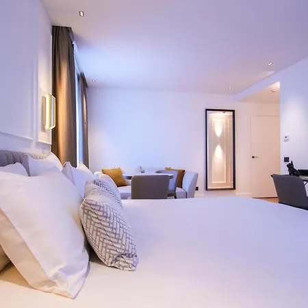 Ambassador Palace 4*