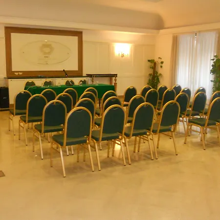 Hotel Ambassador Palace 4*