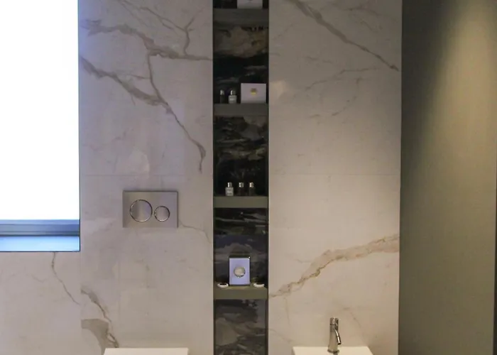 Ambassador Palace Hotel 4*