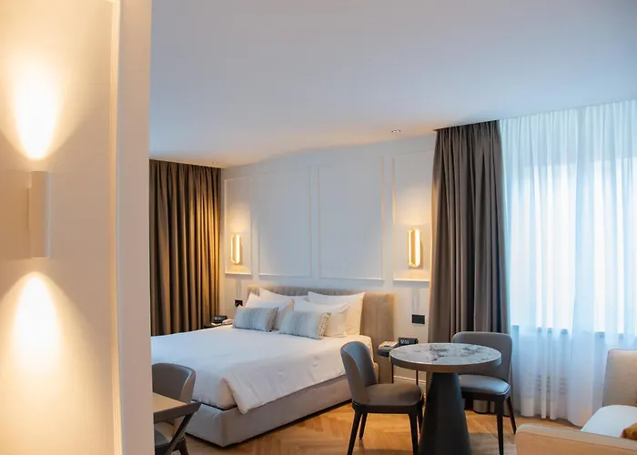 Hotel Ambassador Palace 4*