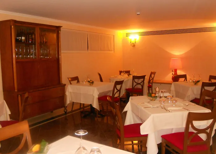 Ambassador Palace Hotel