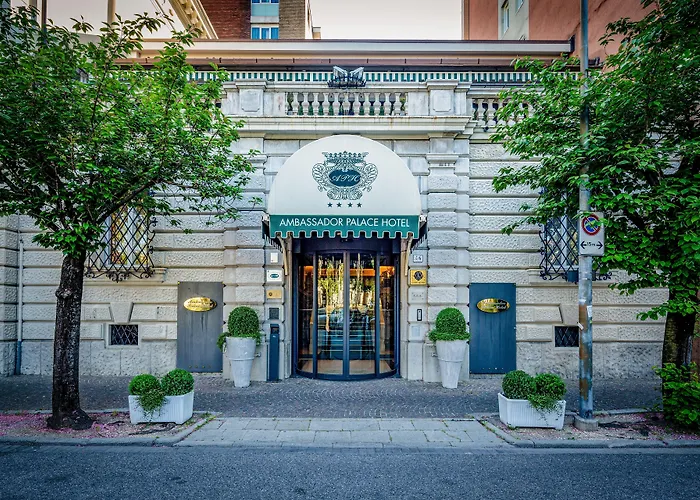 Hotel Ambassador Palace