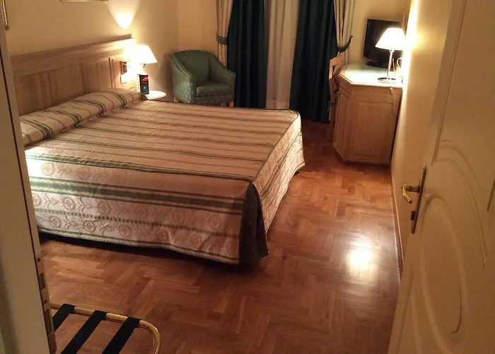 Ambassador Palace Hotel