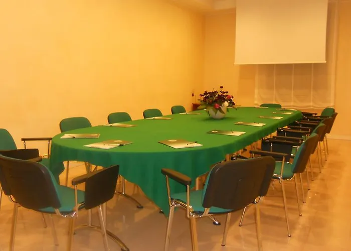 فندق Ambassador Palace 4*